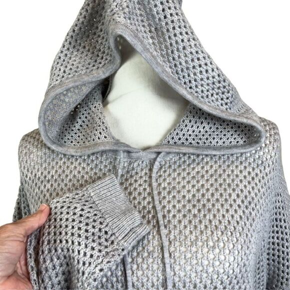 One Grey Day Open Weave Sweater Hoodie Gray Drawstring All Season Size Small - Picture 4 of 10